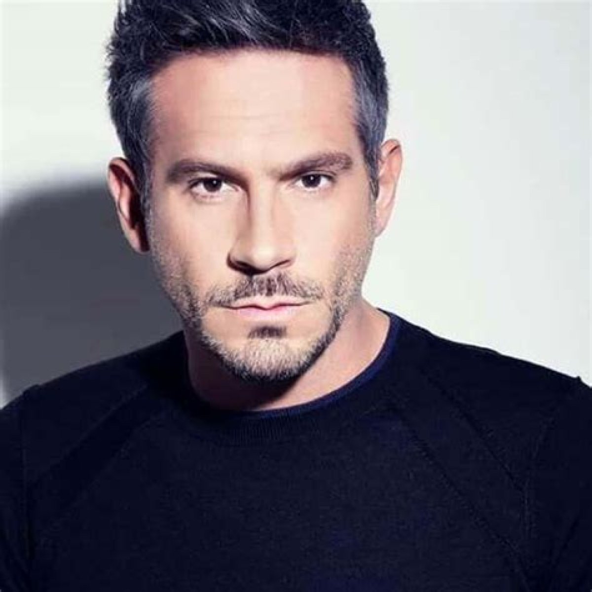 Arath De La Torre: Mexican Actor, Comedian, Movies, Novelas, Age, Daughter, Wife, Net Worth, Wiki!