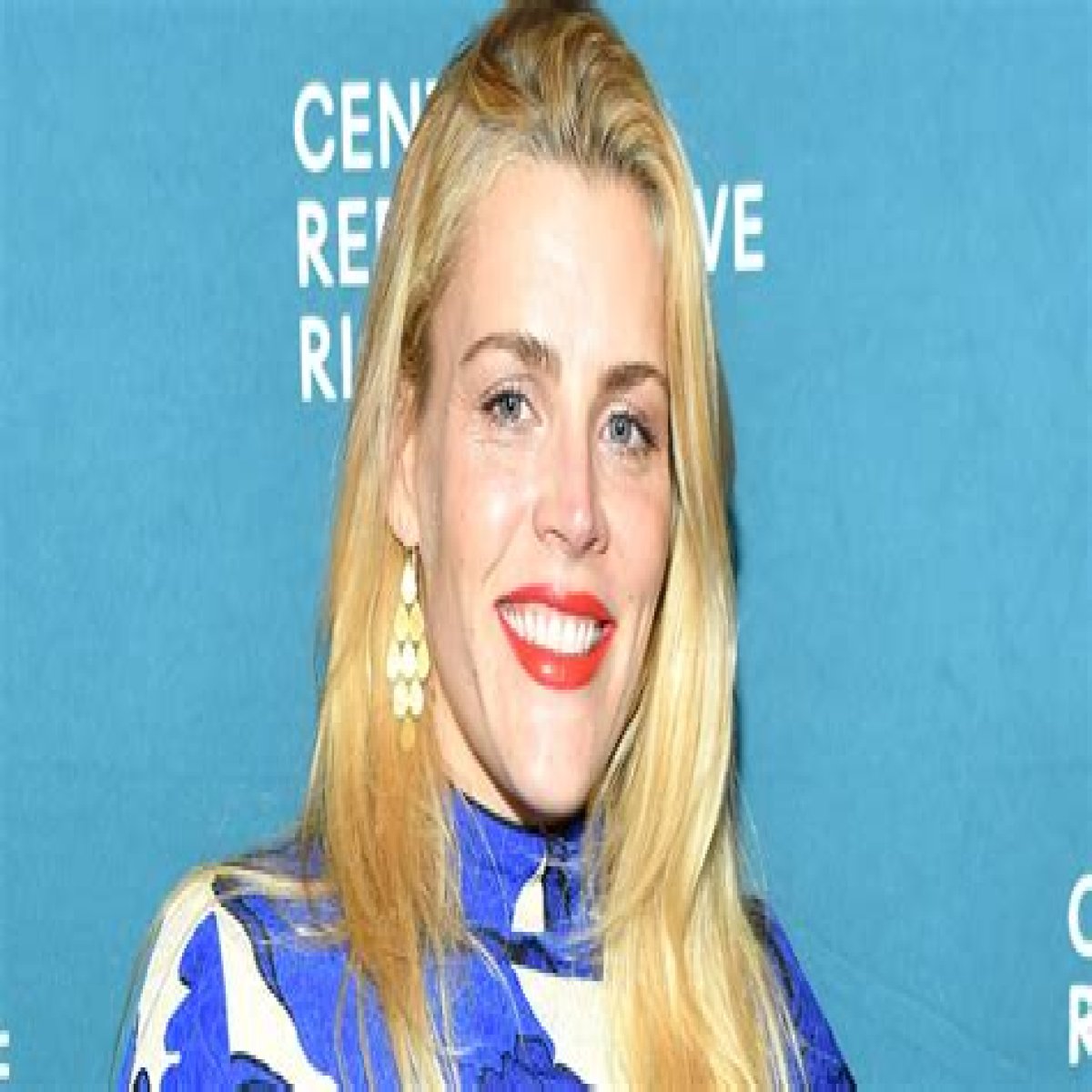 Busy Philipps and her ex use ‘nesting’ custodial time, take turns at the same house