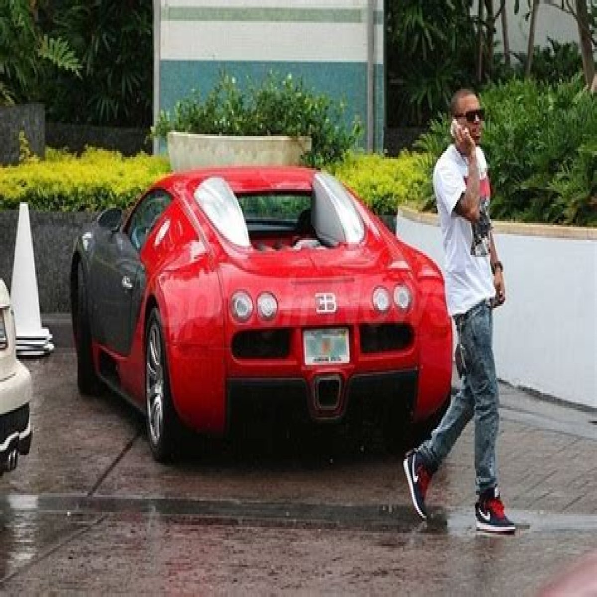 Chris Brown Car Collection 2023 And Net Worth - 21Motoring