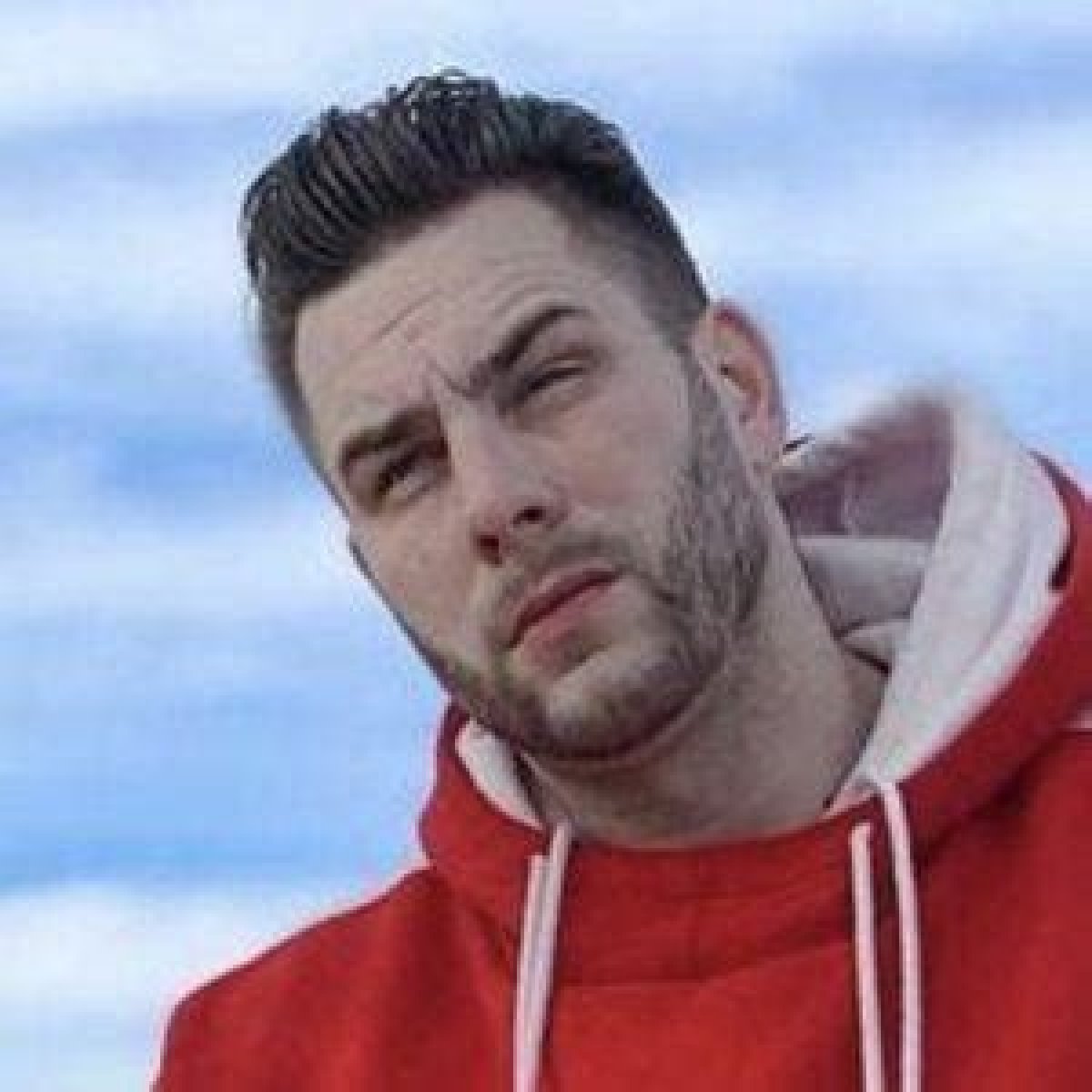 CRSWHT (YouTube Star) - Age, Birthday, Bio, Facts, Family, Net Worth, Height & More