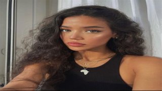 Dina Denoire (Instagram Model) Age, Biography, Wiki, Height, Weight, Body Measurement, Boyfriend, Net Worth