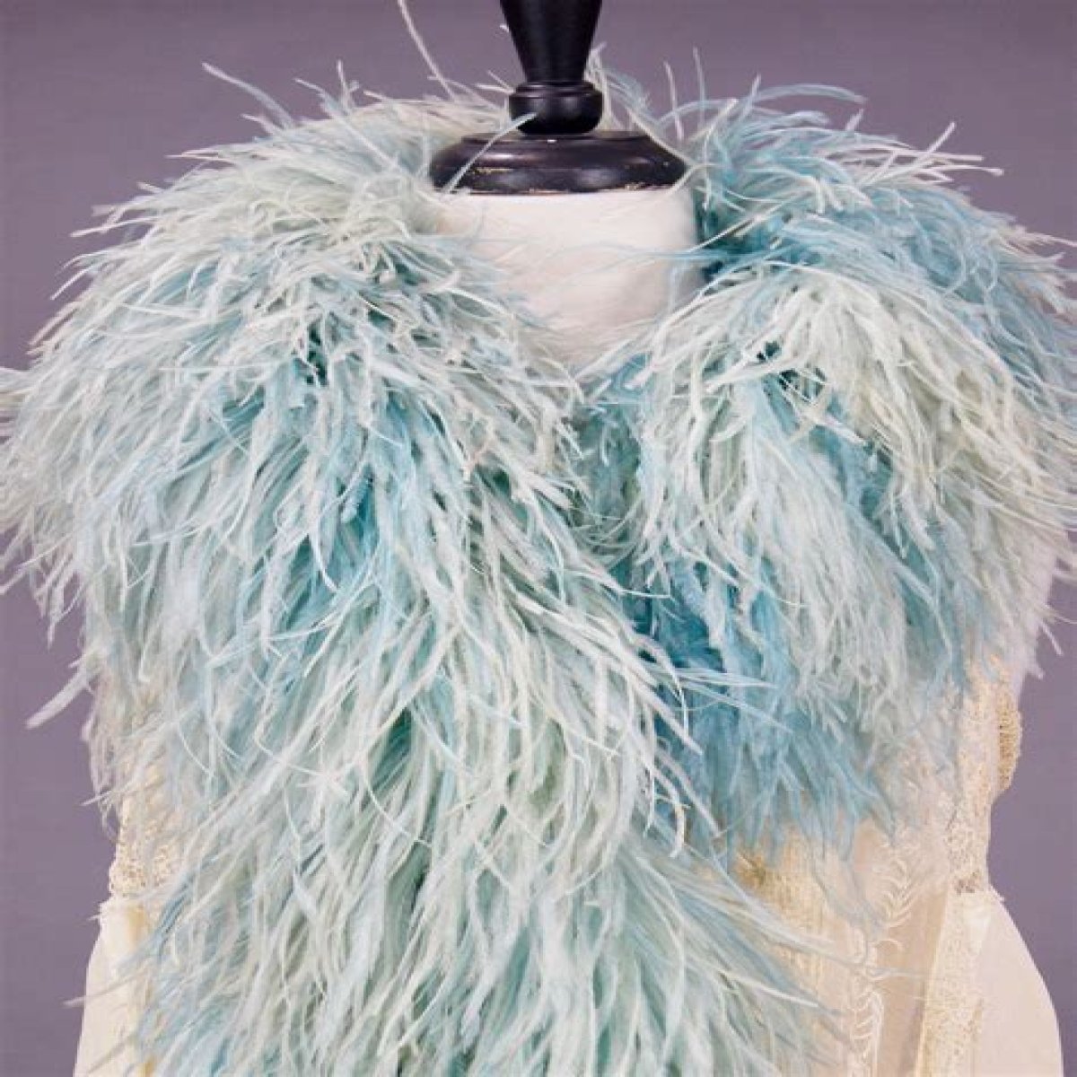 Feathery scarf