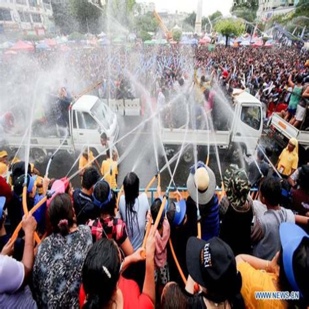 Feature: Water festival joyfully celebrated across Myanmar - Xinhua