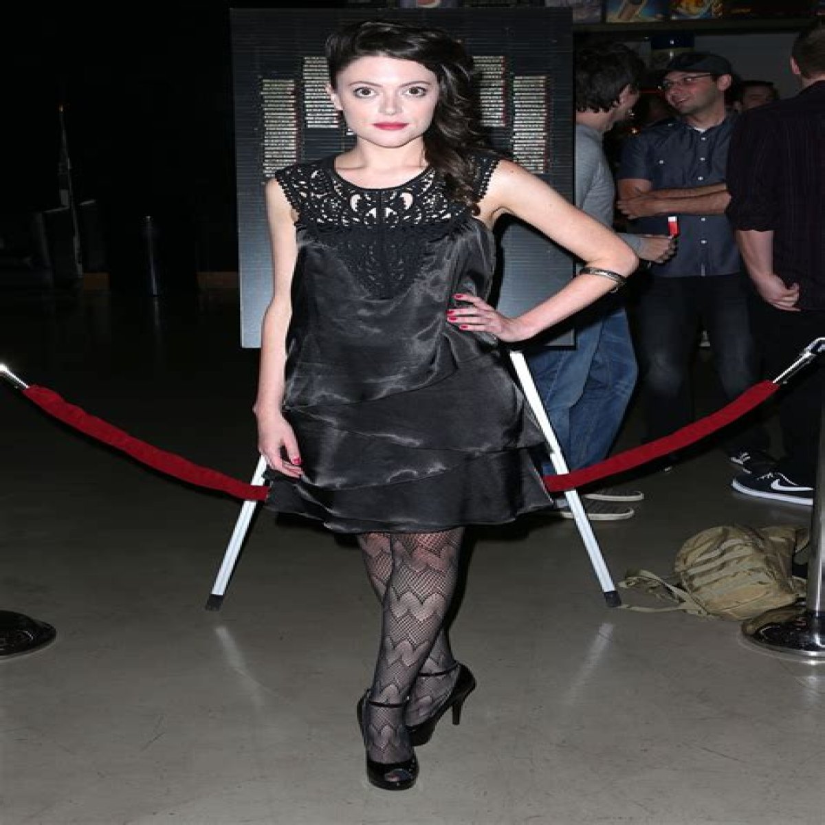 Hannah Fierman Feet (2 photos) Sexy Feets