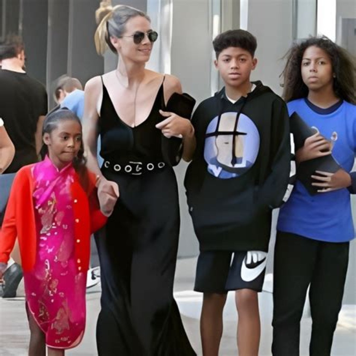 Heidi Klum’s Son Johan Riley Fyodor Taiwo Samuel: Bio, Age, Height, Net Worth !