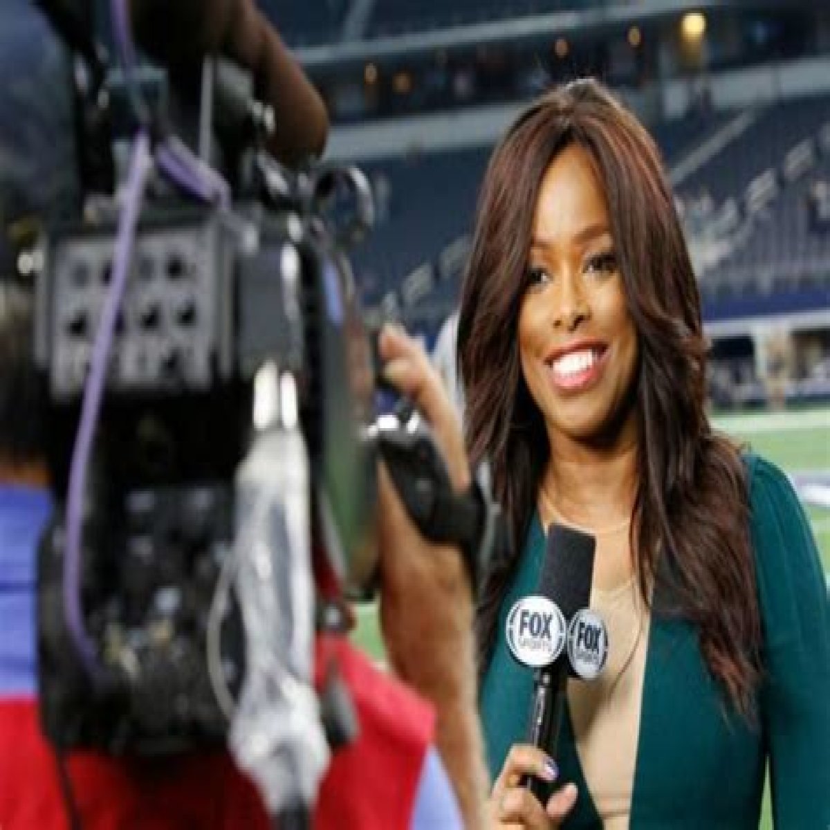 
How Much Money Does Pam Oliver Make? Latest Income Salary

