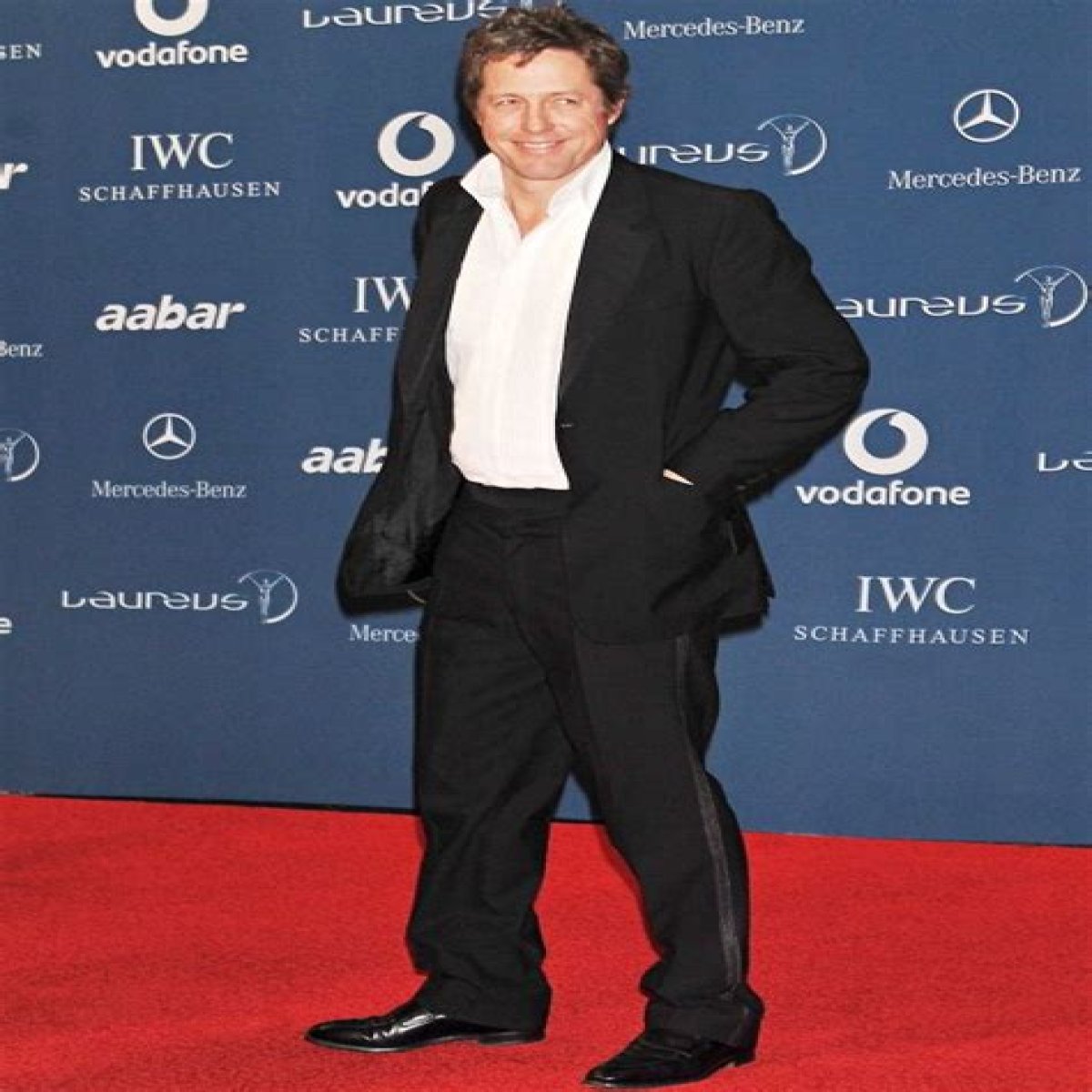 How tall is Hugh Grant