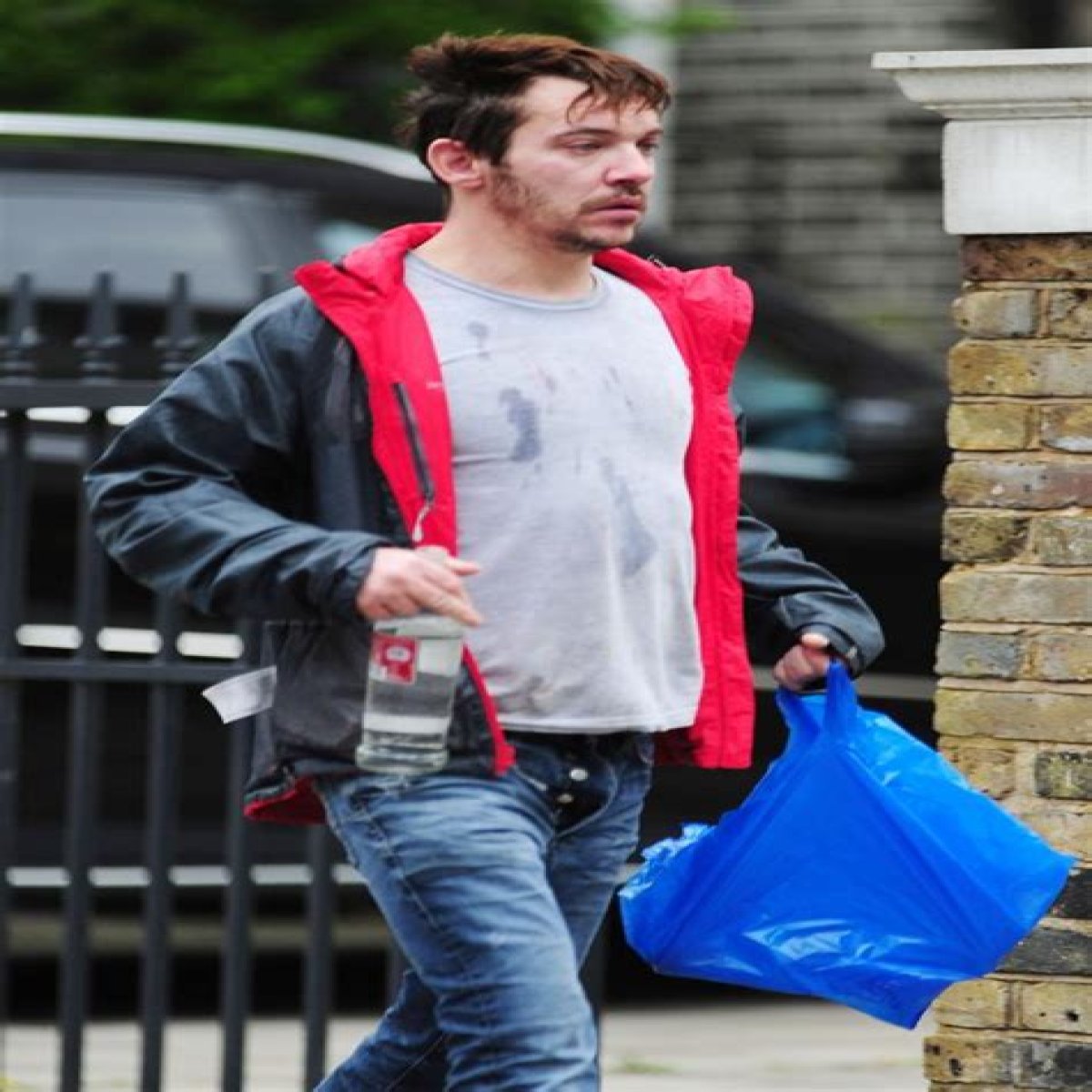 Jonathan Rhys Meyers is still getting drunk as hell after his “suicide attempt”