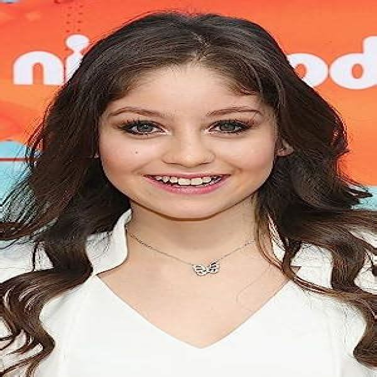 Karol Sevilla: TV Actress, Movies and TV Shows, Songs, Career, and Net Worth