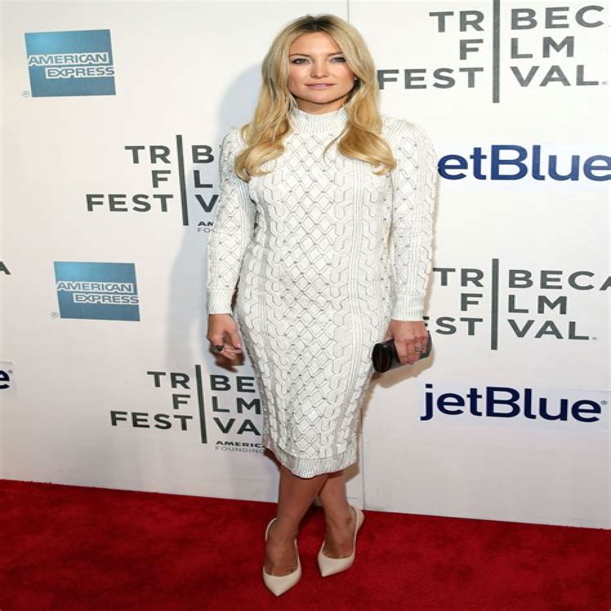Kate Hudson in a white Jenny Packham sweater dress: stunning or vanilla?