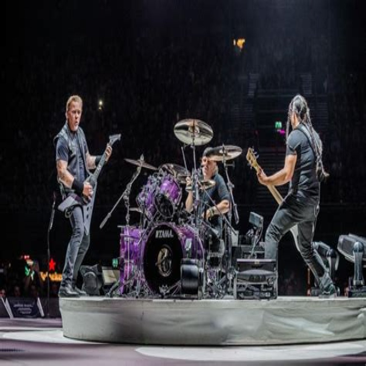 Lars Ulrich Height: The Truth About the Metallica Drummer’s Stature