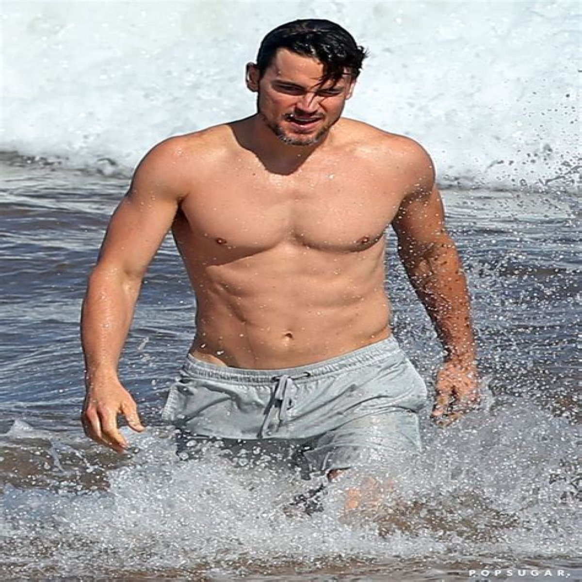 Matt Bomer is shirtless, damp & beautiful on vacation in Maui: would you hit it?