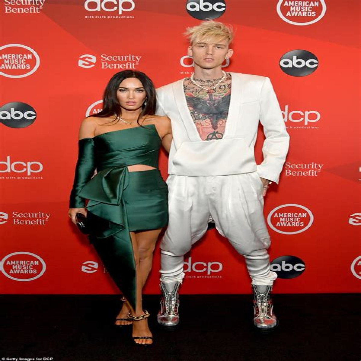 Megan Fox And MGK Are Engaged – They Filmed The Emotional Moment, But Fans Freaked Out Due To One Reason