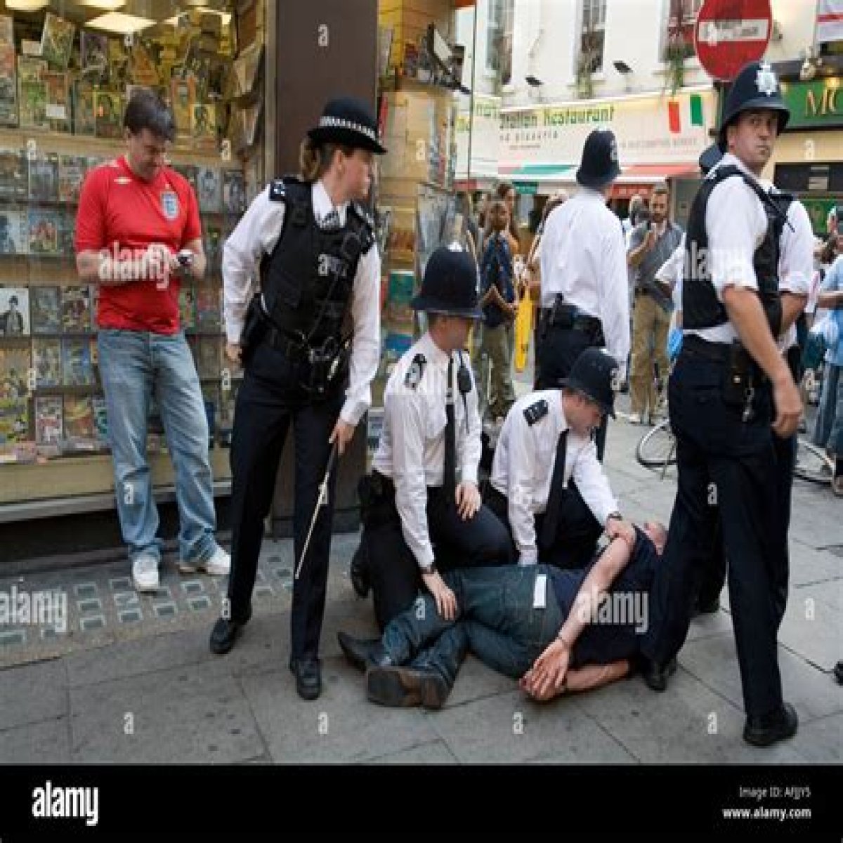 Person making arrests