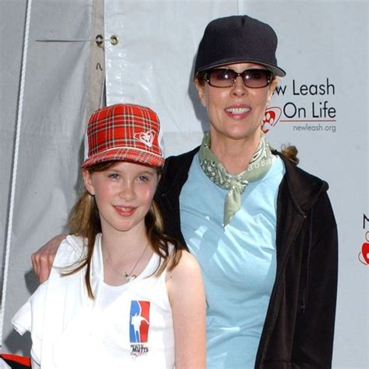 PIC: Alec Baldwin's Daughter Ireland, 16, Looks Just Like Mom Kim Basinger
