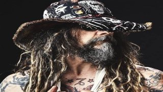 
                    Rob Zombie
                     – 
                    Thunder Kiss '65 lyrics
                