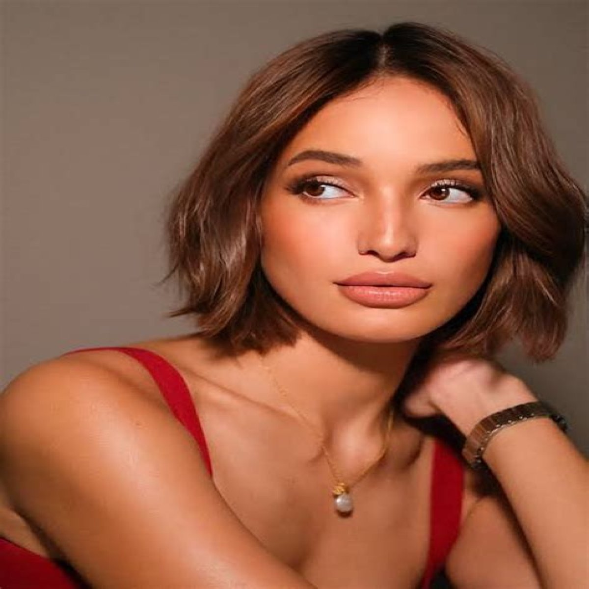 Sarah Lahbati - Bio, Age, Wiki, Facts and Family