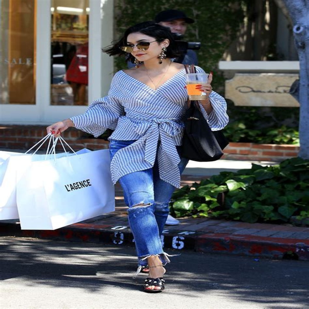 Vanessa Hudgens’ style goal is ‘chic, it’s sexy, it’s sleek and effortless’