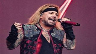 Vince Neil Net Worth – How Much is Vince Worth?