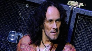 Vivian Campbell Net Worth – How Much is Vivian Campbell Worth?