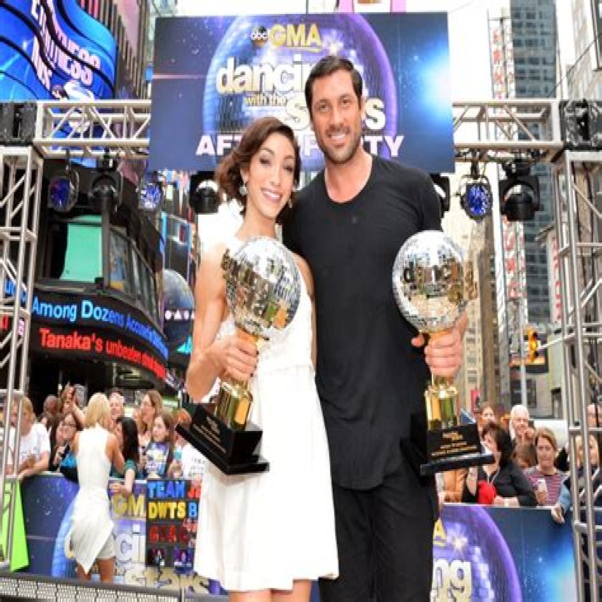 What Does Meryl Davis’ Twitter Say about Her?