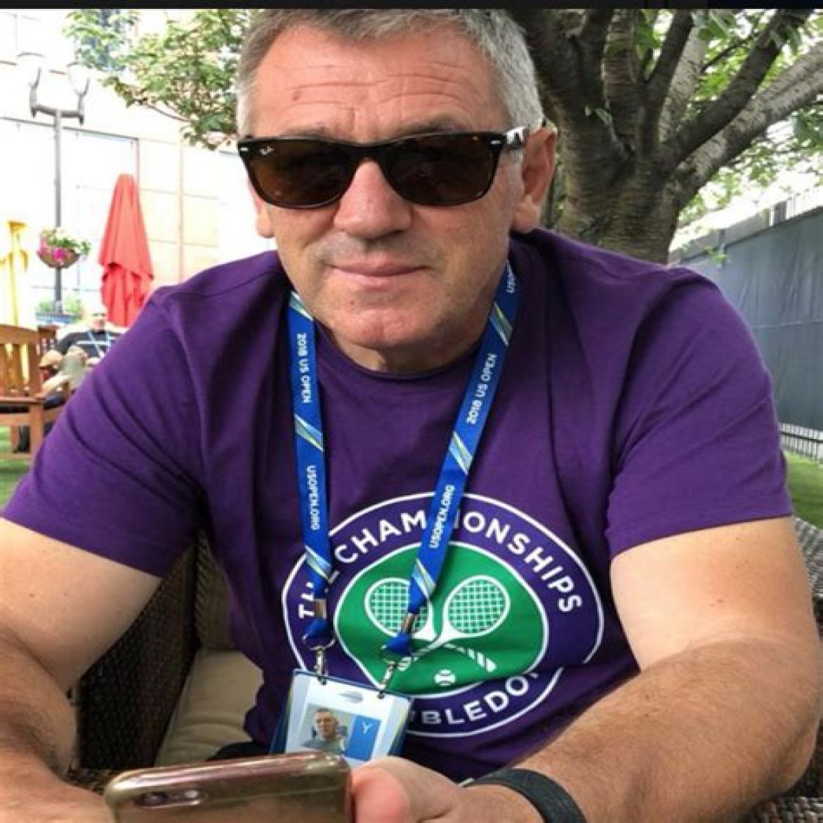 Who is Bernarda Pera father Valter Pera? Wiki, age, nationality, wife, children, net worth