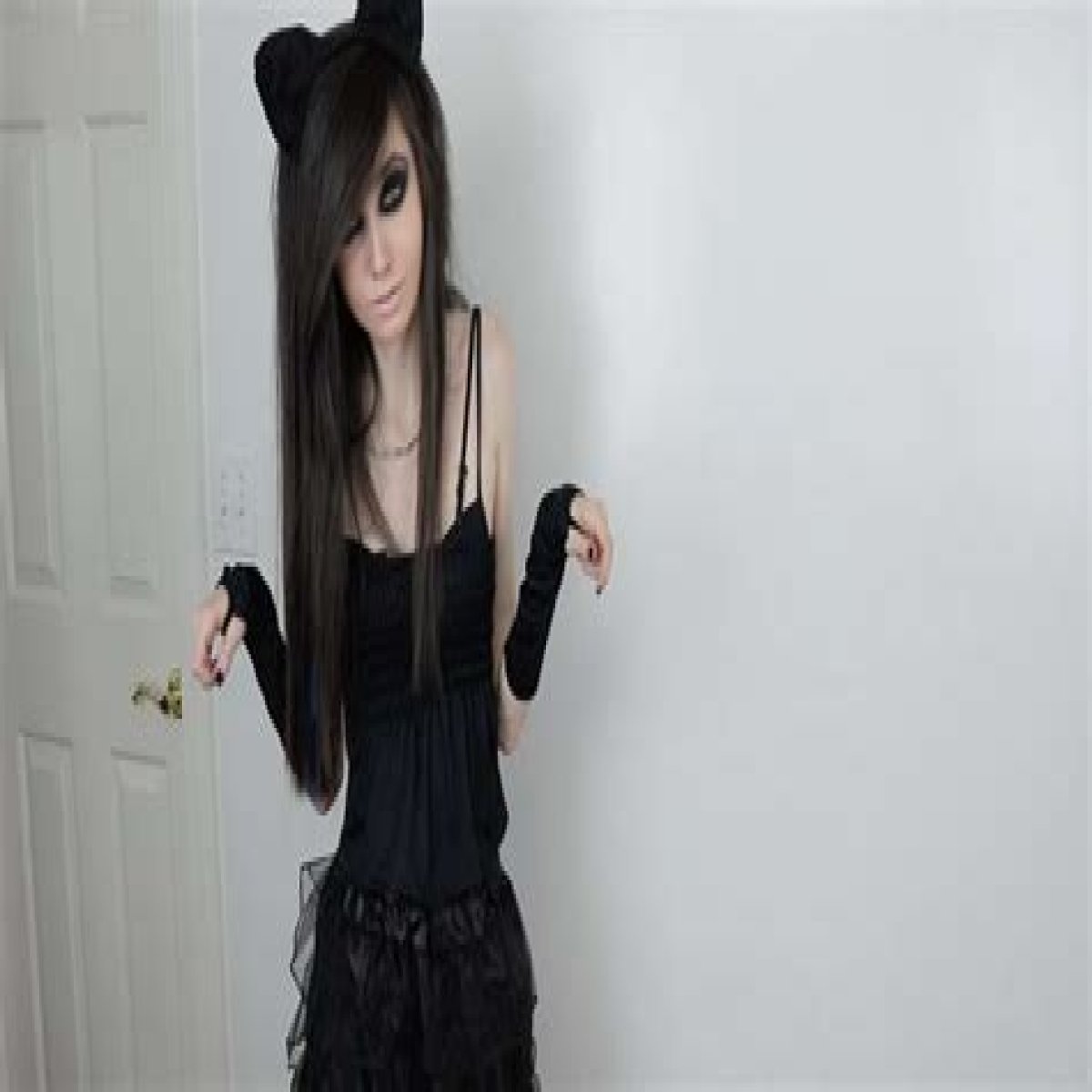 Who is YouTuber Eugenia Cooney? Wiki: Age, Early Years, Weight, Anorexia, Death & Now