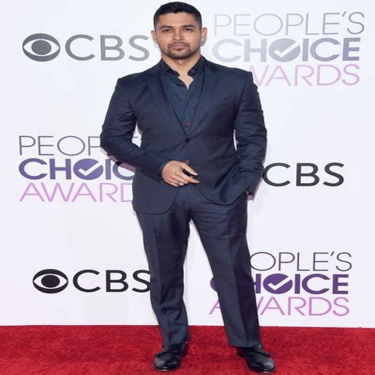 Wilmer Valderrama Height, Weight, Body Measurements, Shoe Size