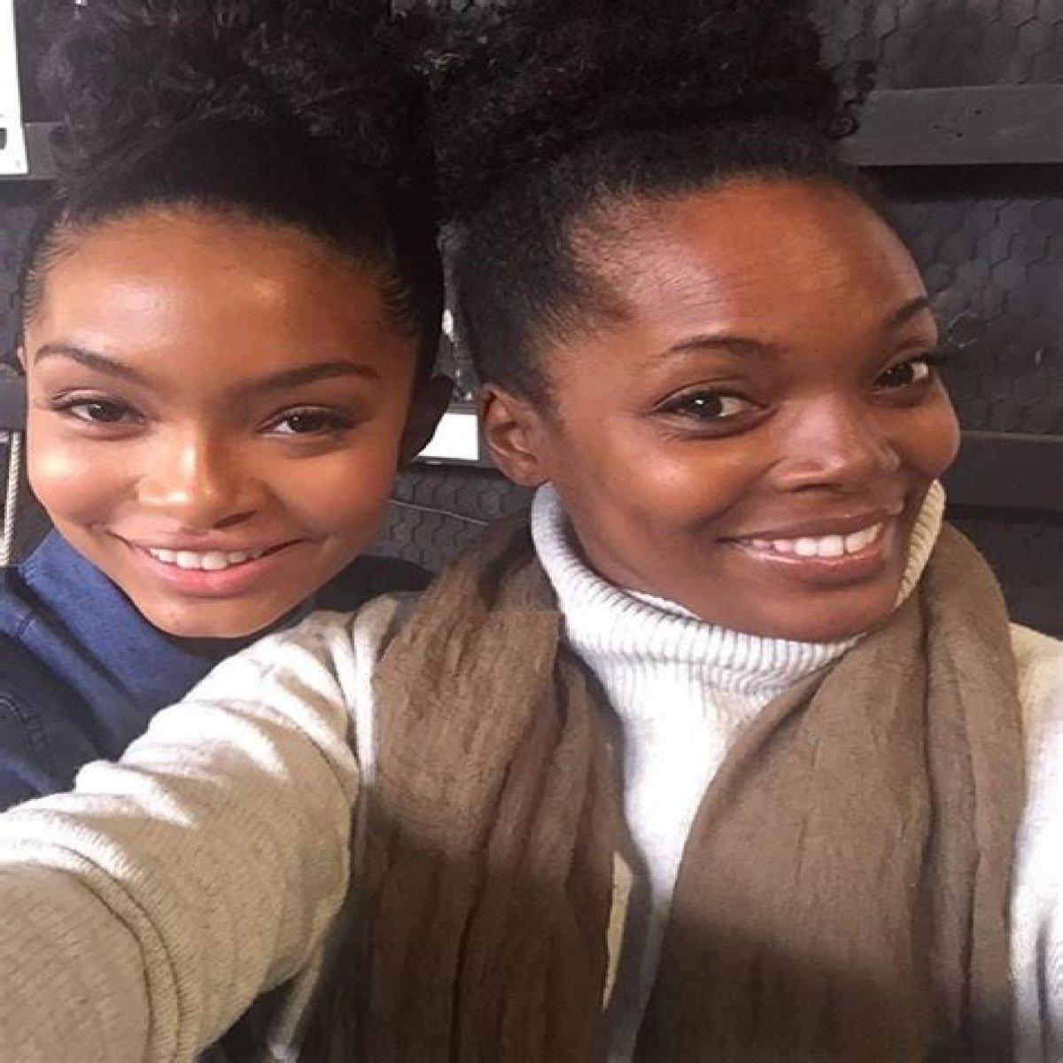 Yara Shahidi’s mom hid under her bed and grabbed her ankles